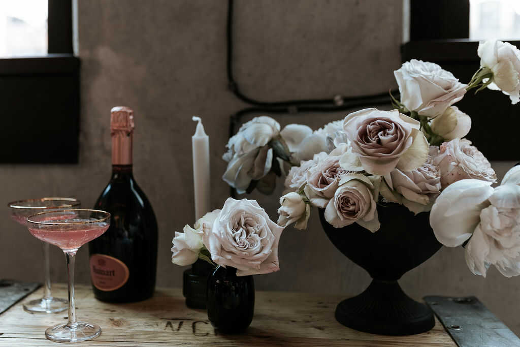 Champagner und Blumen