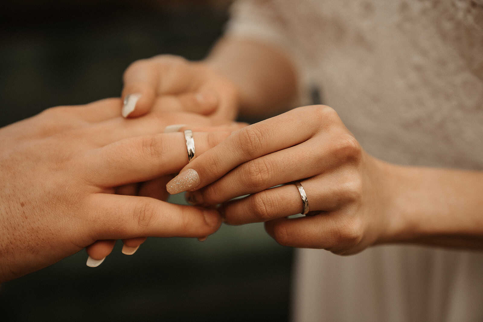 Hier findet ihr fünf individuelle Tipps vom Weddingplanner für einen einzigartigen und unvergesslichen Heiratsantrag.