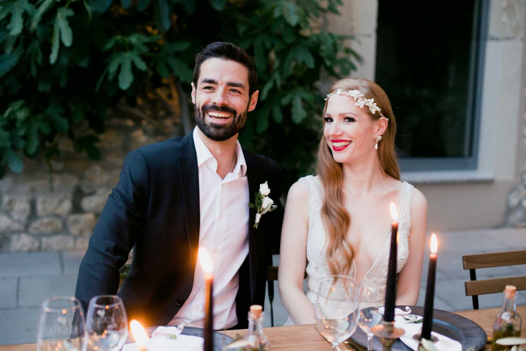 Brautpaar gedeckter Tisch mediterrane Hochzeit
